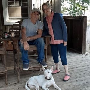 Meet your Posher, Leslie